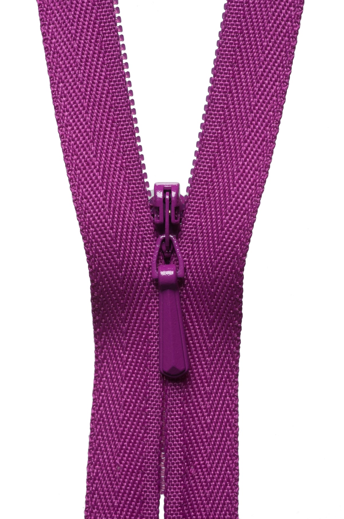 YKK 56cm concealed zip in cerise