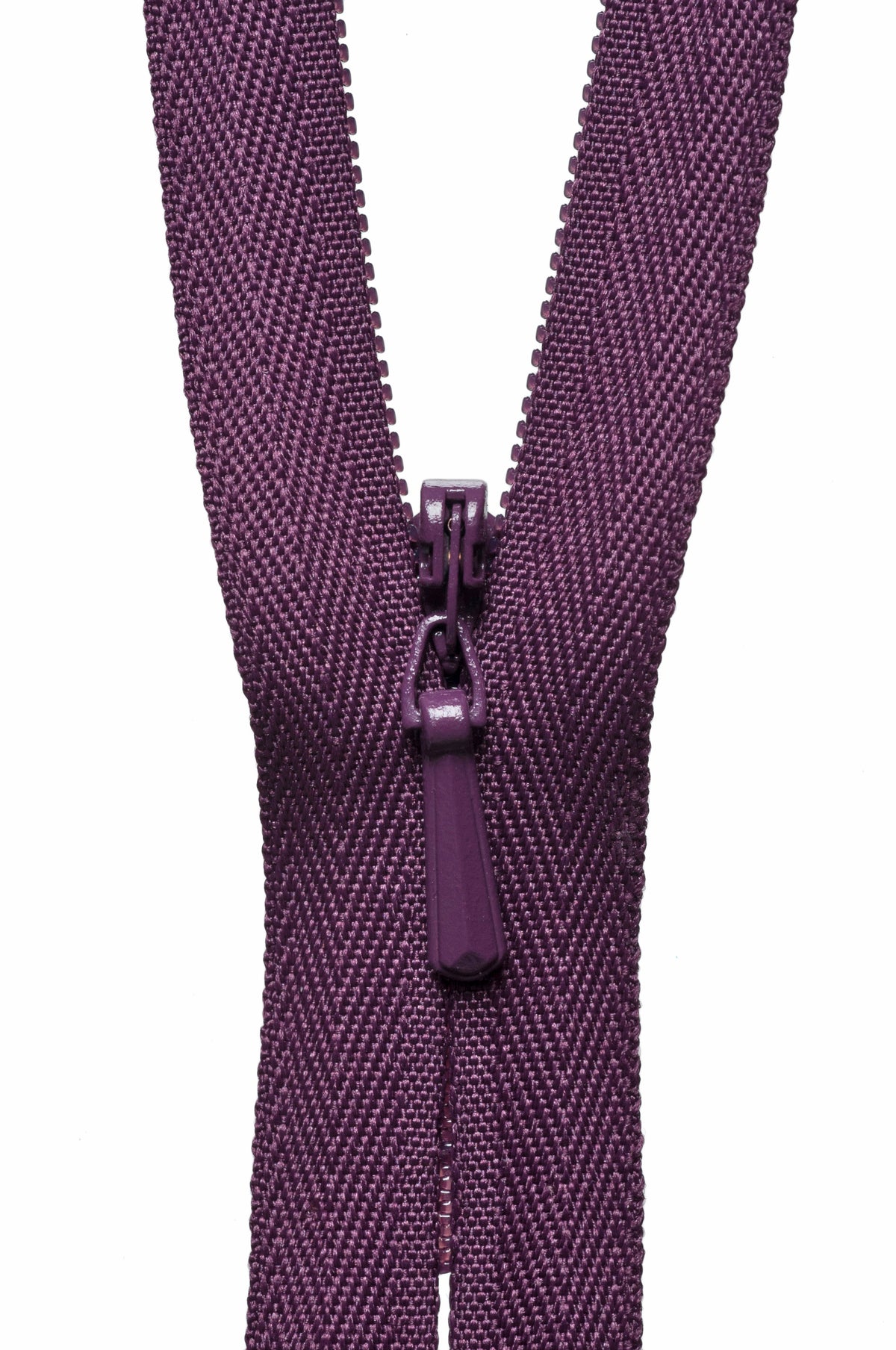 YKK 56cm concealed zip in damson