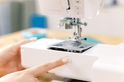bernette b57 Click and Lift stitch plate