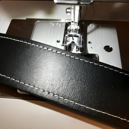 Singer Heavy Duty 4411 Sewing Machine - New 2025 Model - FREE Upgrade to new 5511 model at no extra cost - August Sew-Off Sale
